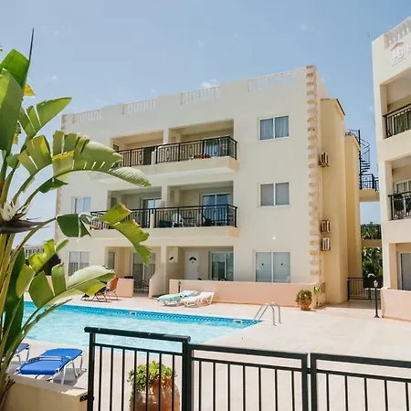 Kings Sunset 2 Bedroom Sea View Flat In Paphos