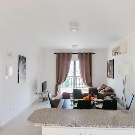 Kings Sunset 2 Bedroom Sea View Flat In Apartment Paphos