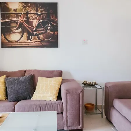 Kings Sunset 2 Bedroom Sea View Flat In *
