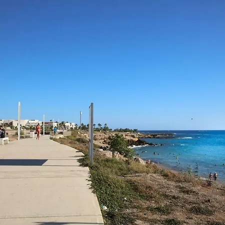 Kings Sunset 2 Bedroom Sea View Flat In * Paphos